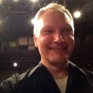 Meet your Posher, Bob